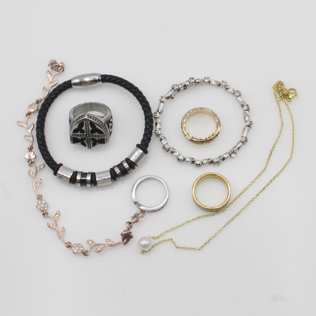 Mixed Jewelry, 8 Pieces