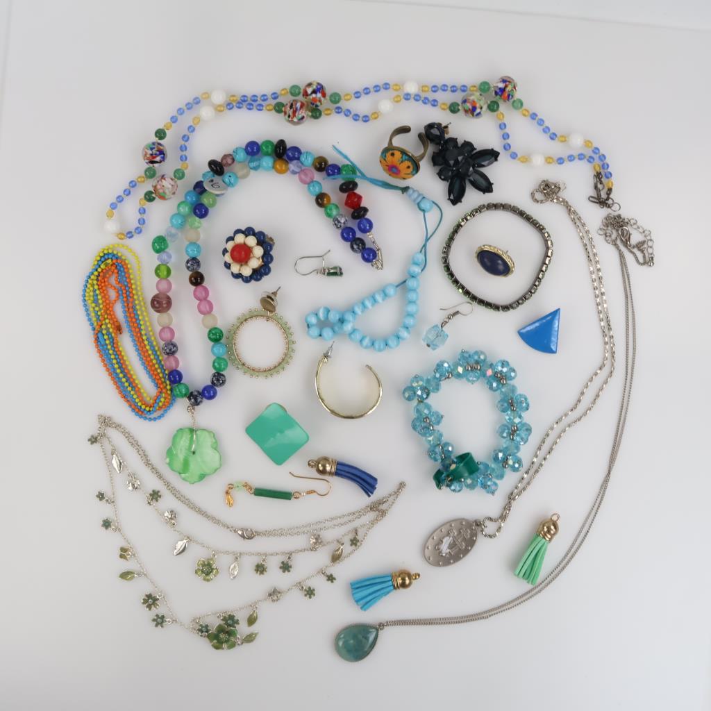 Mixed Jewelry, 8+ Pieces