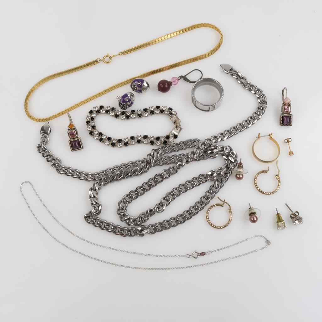 Mixed Jewelry, 8+ Pieces