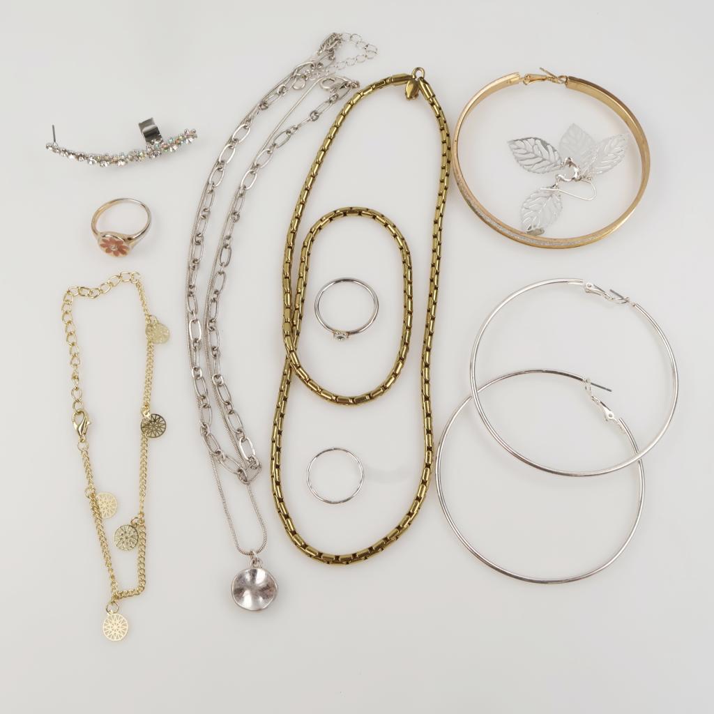 Mixed Jewelry, 8+ Pieces