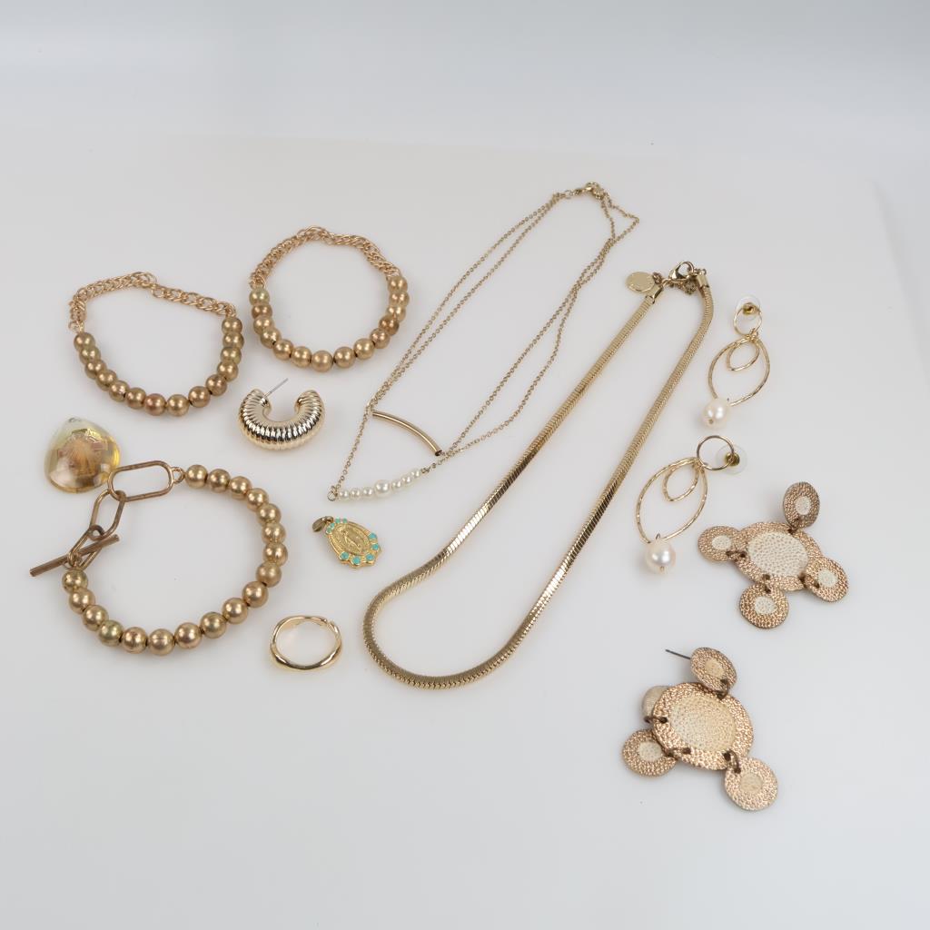 Mixed Jewelry, 8+ Pieces