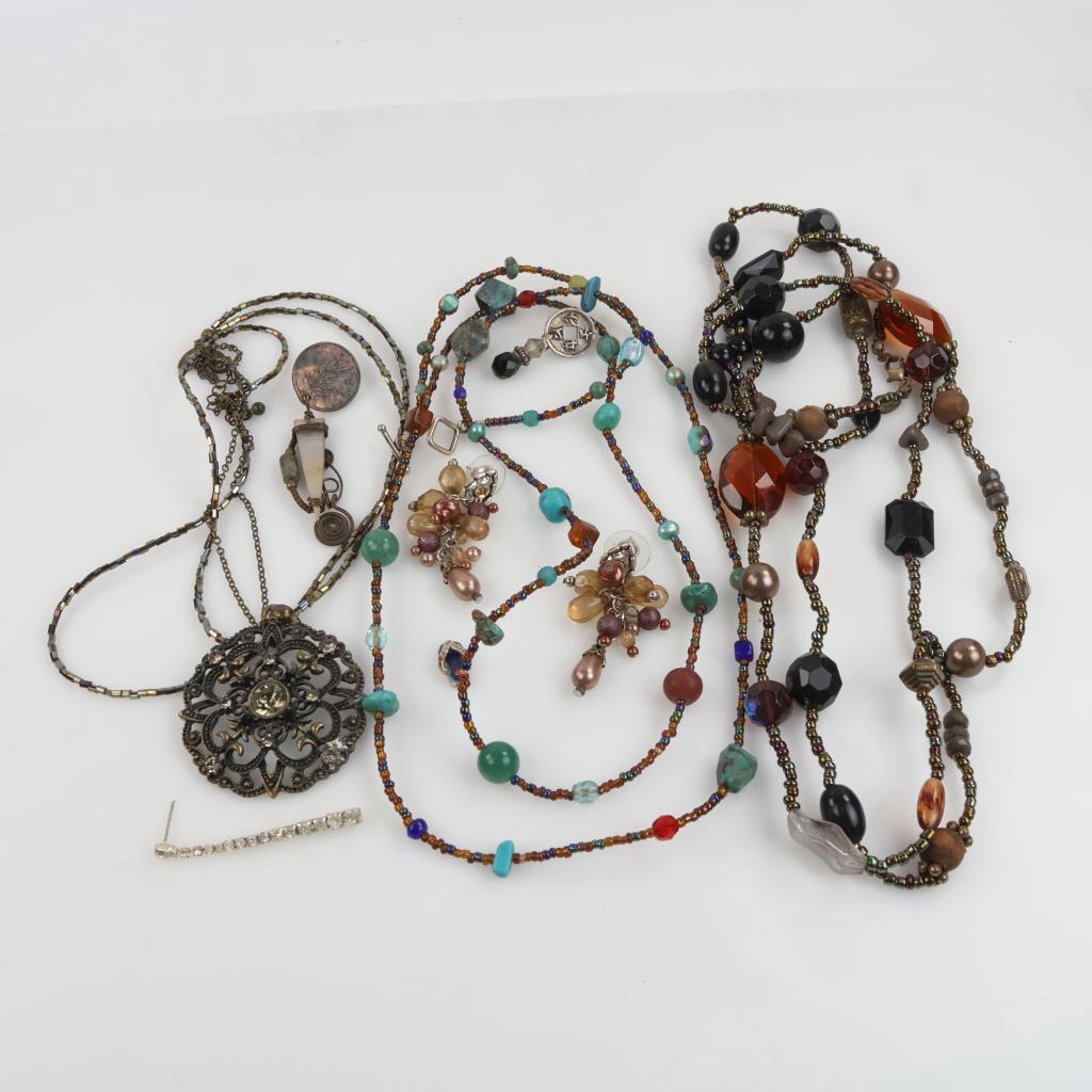 Mixed Jewelry, 8 Pieces