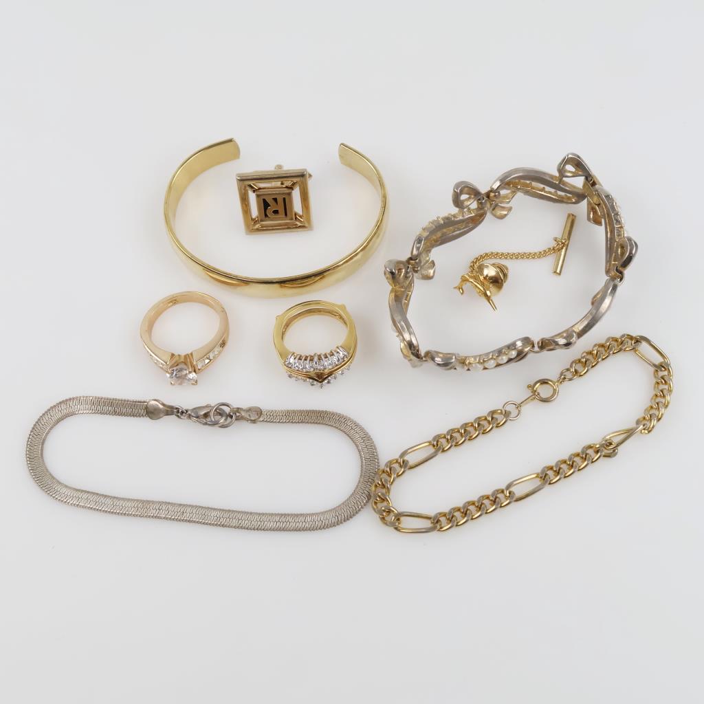 Mixed Jewelry, 8 Pieces