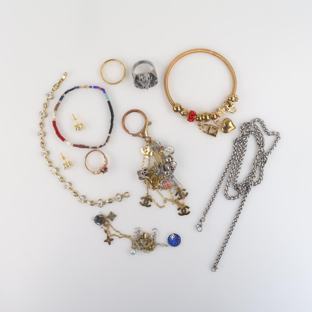 Mixed Jewelry, 8+ Pieces