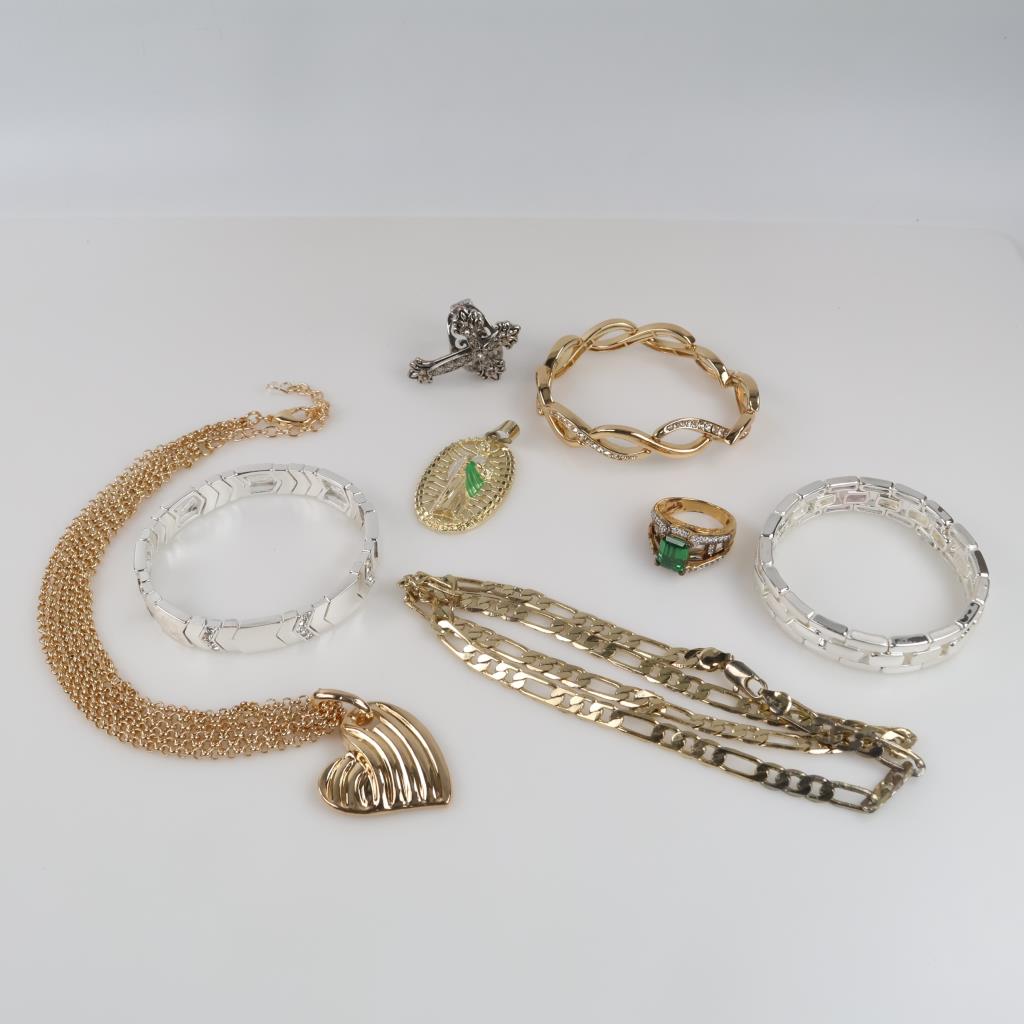 Mixed Jewelry, 8 Pieces