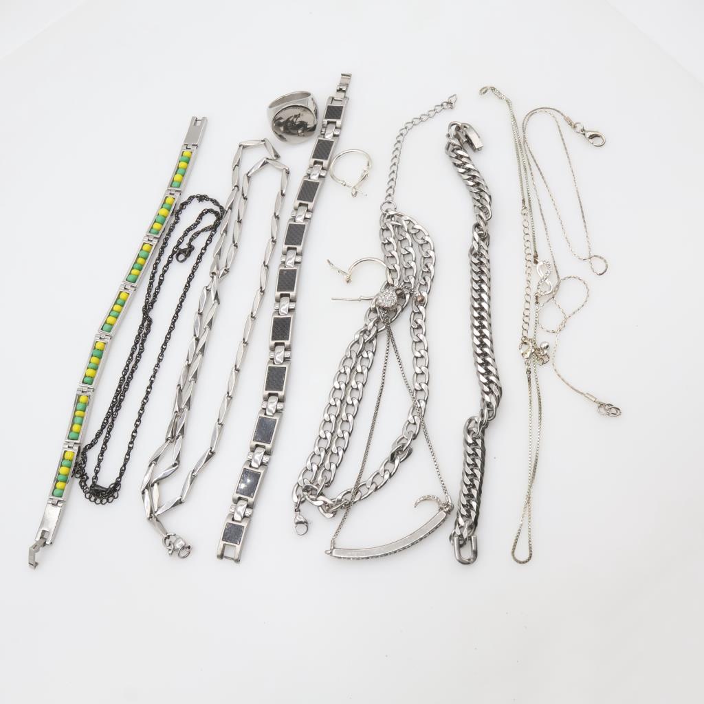 Mixed Jewelry, 8+ Pieces