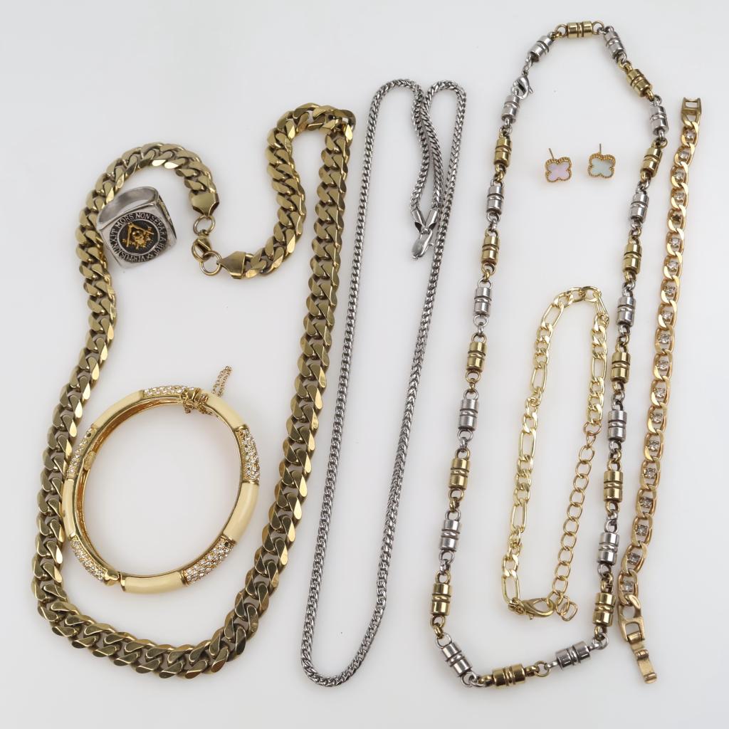 Mixed Jewelry, 8 Pieces