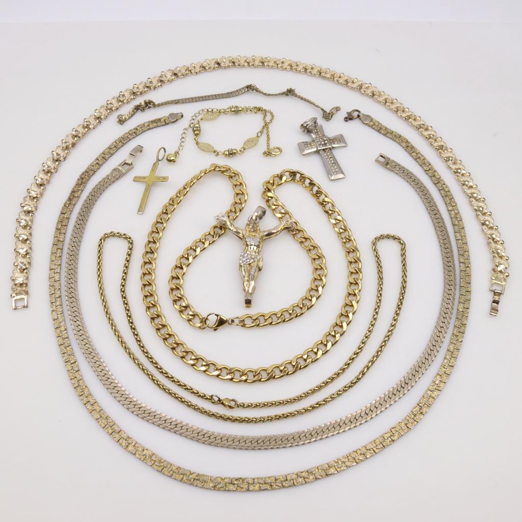 Mixed Jewelry, 9+ Pieces Property Room