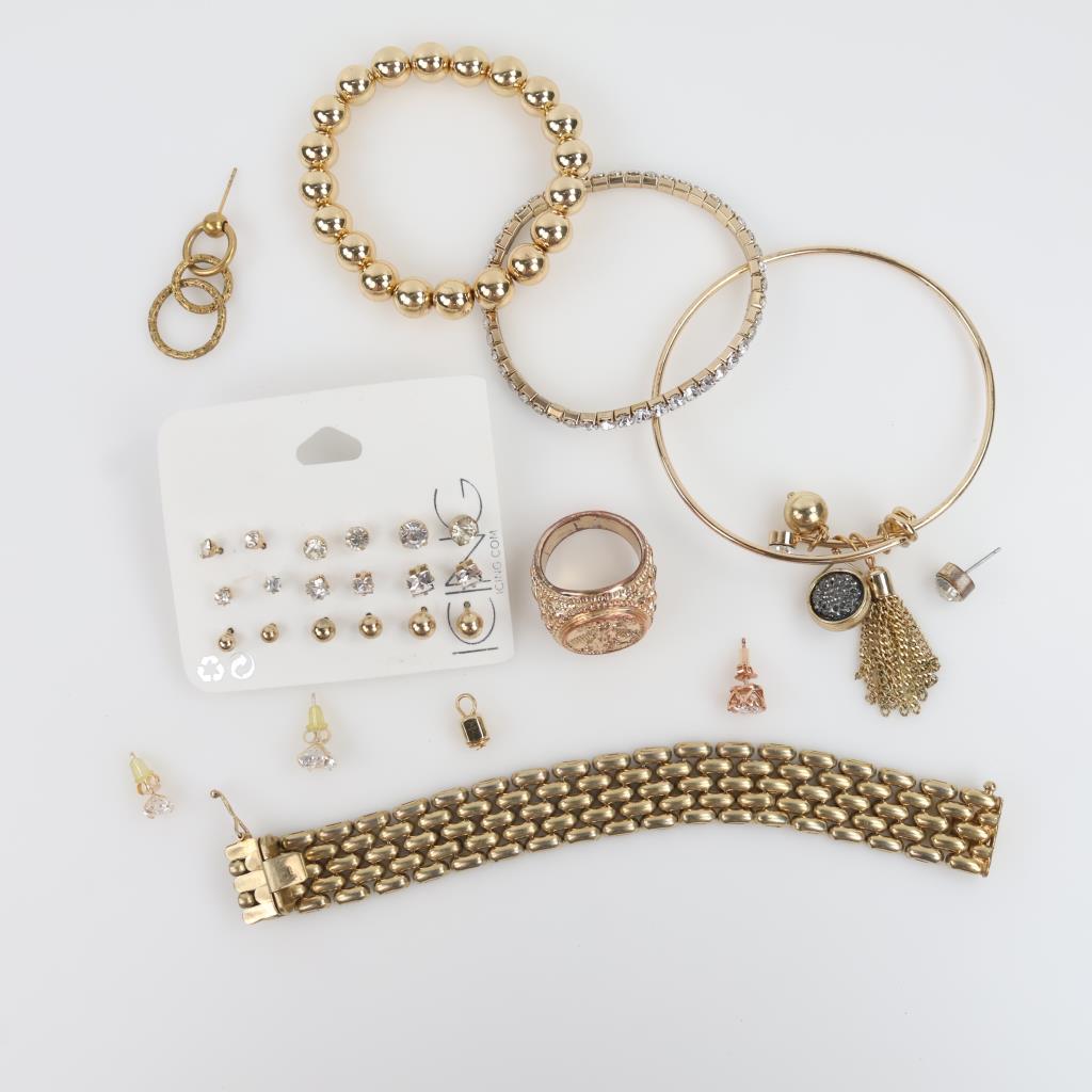 Mixed Jewelry, 9+ Pieces