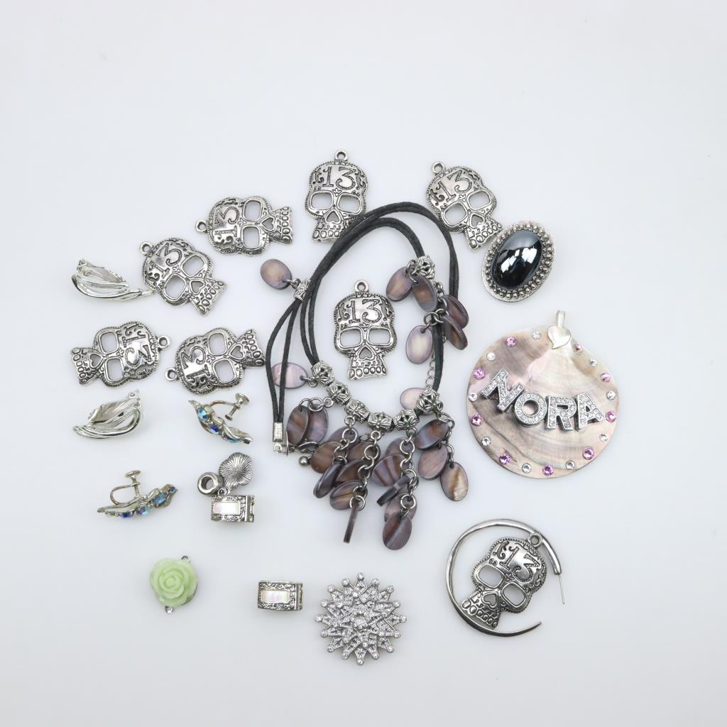 Mixed Jewelry, 9+ Pieces Property Room