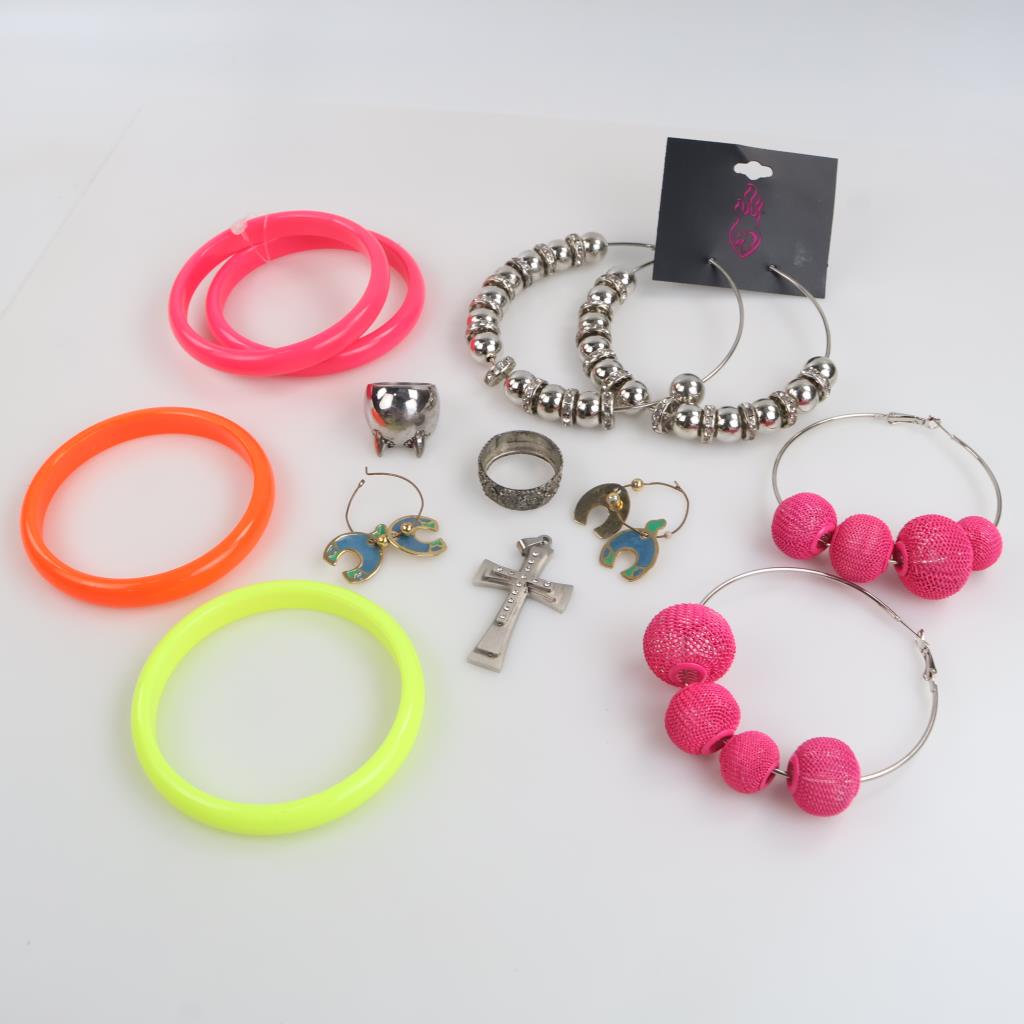 Mixed Jewelry, 9+ Pieces