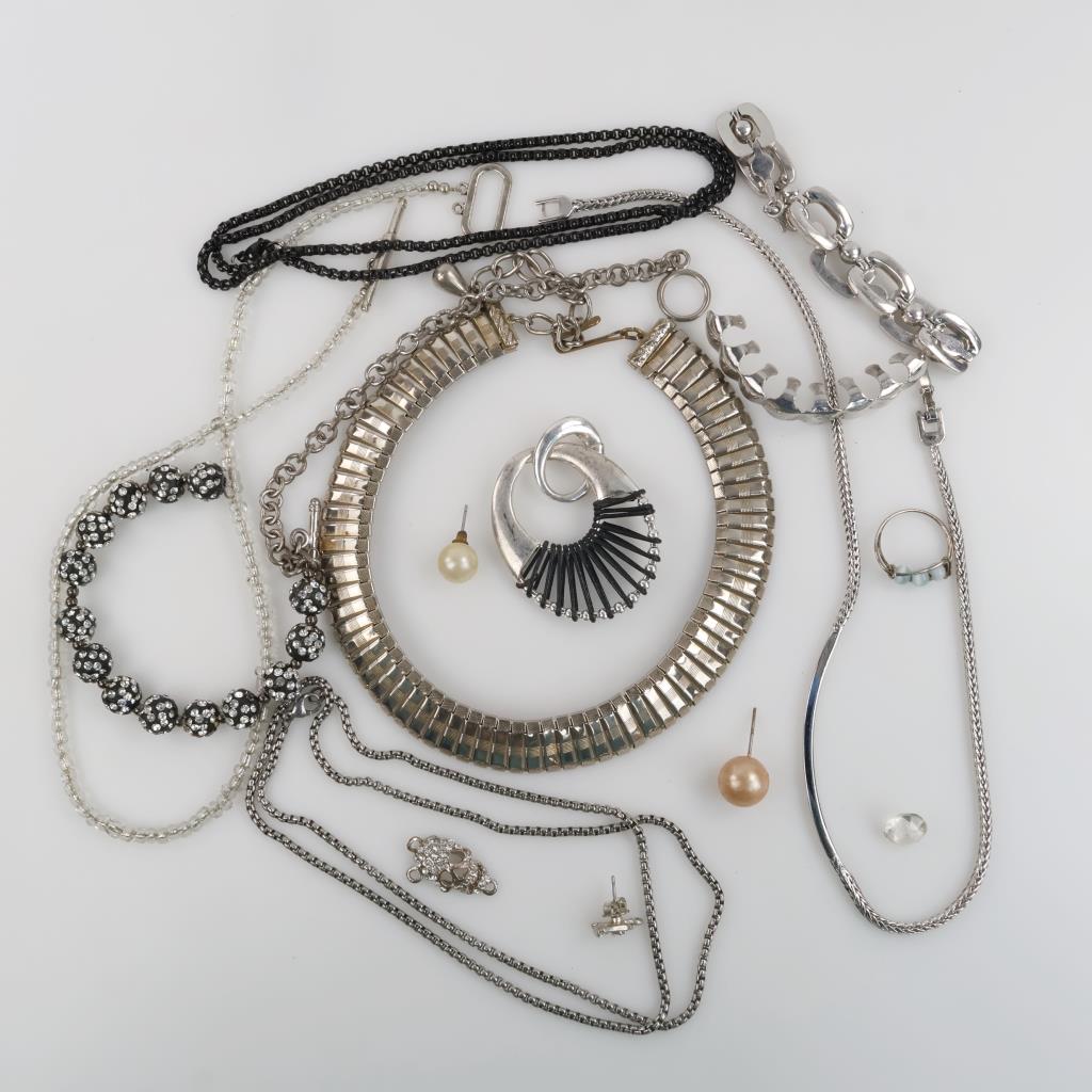 Mixed Jewelry, 9+ Pieces