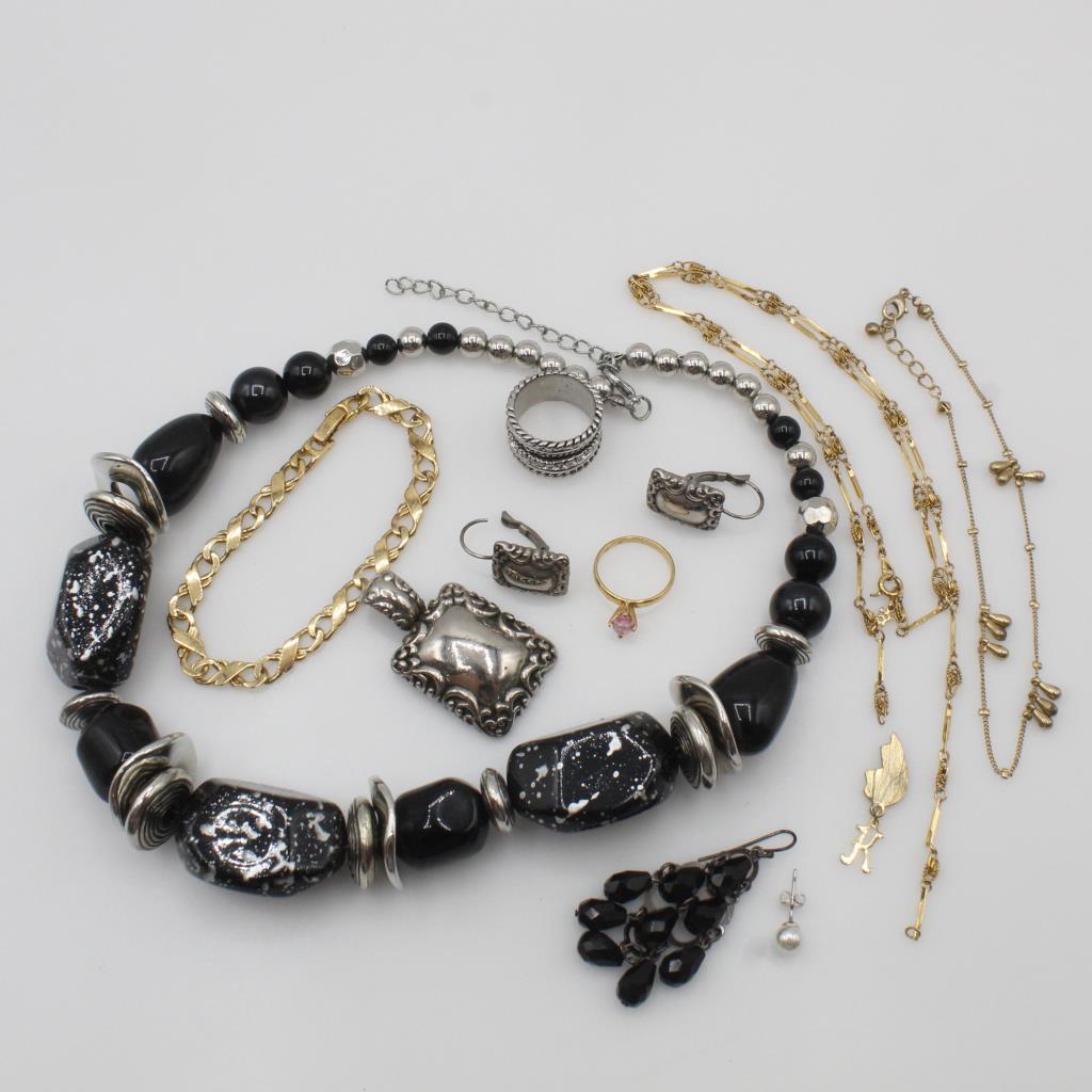 Mixed Jewelry, 9+ Pieces