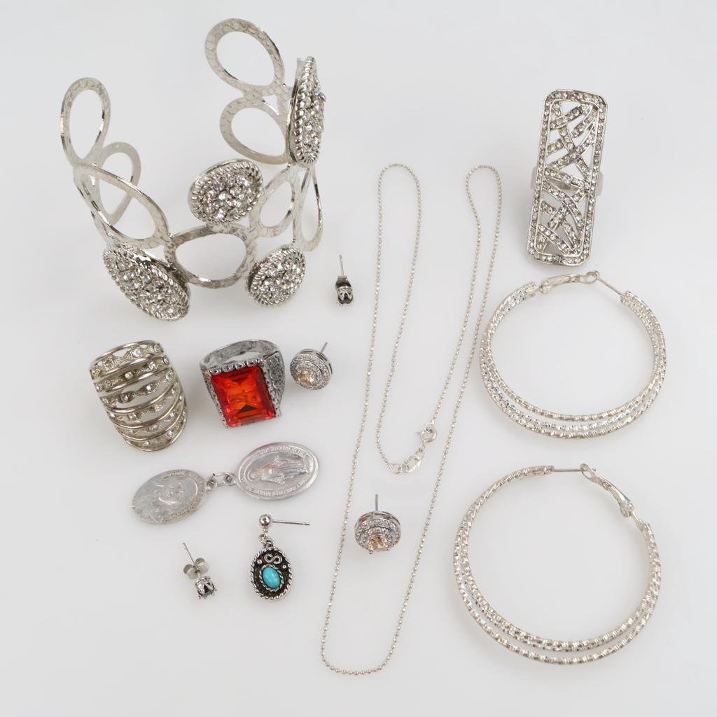 Mixed Jewelry, 9+ Pieces