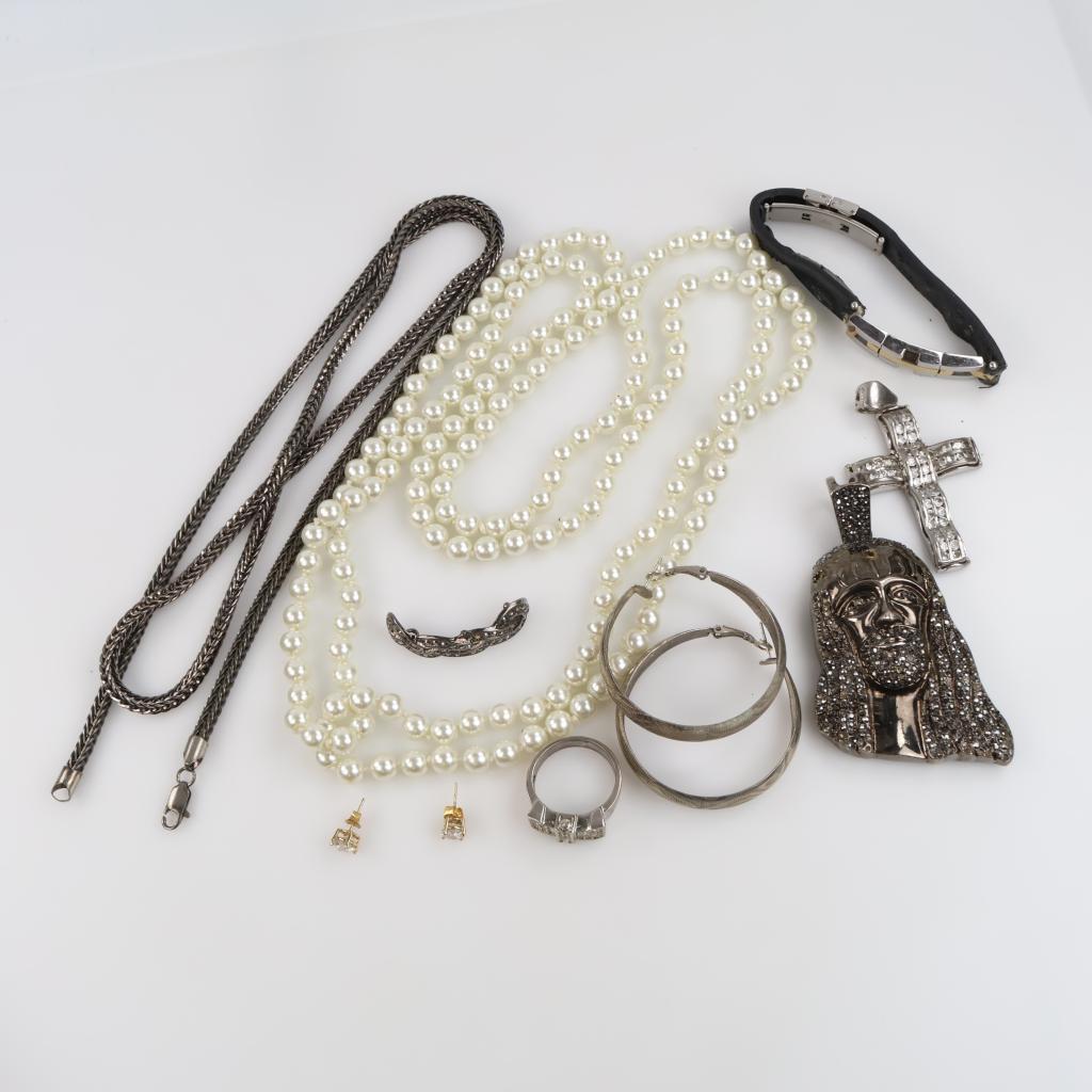 Mixed Jewelry, 9+ Pieces