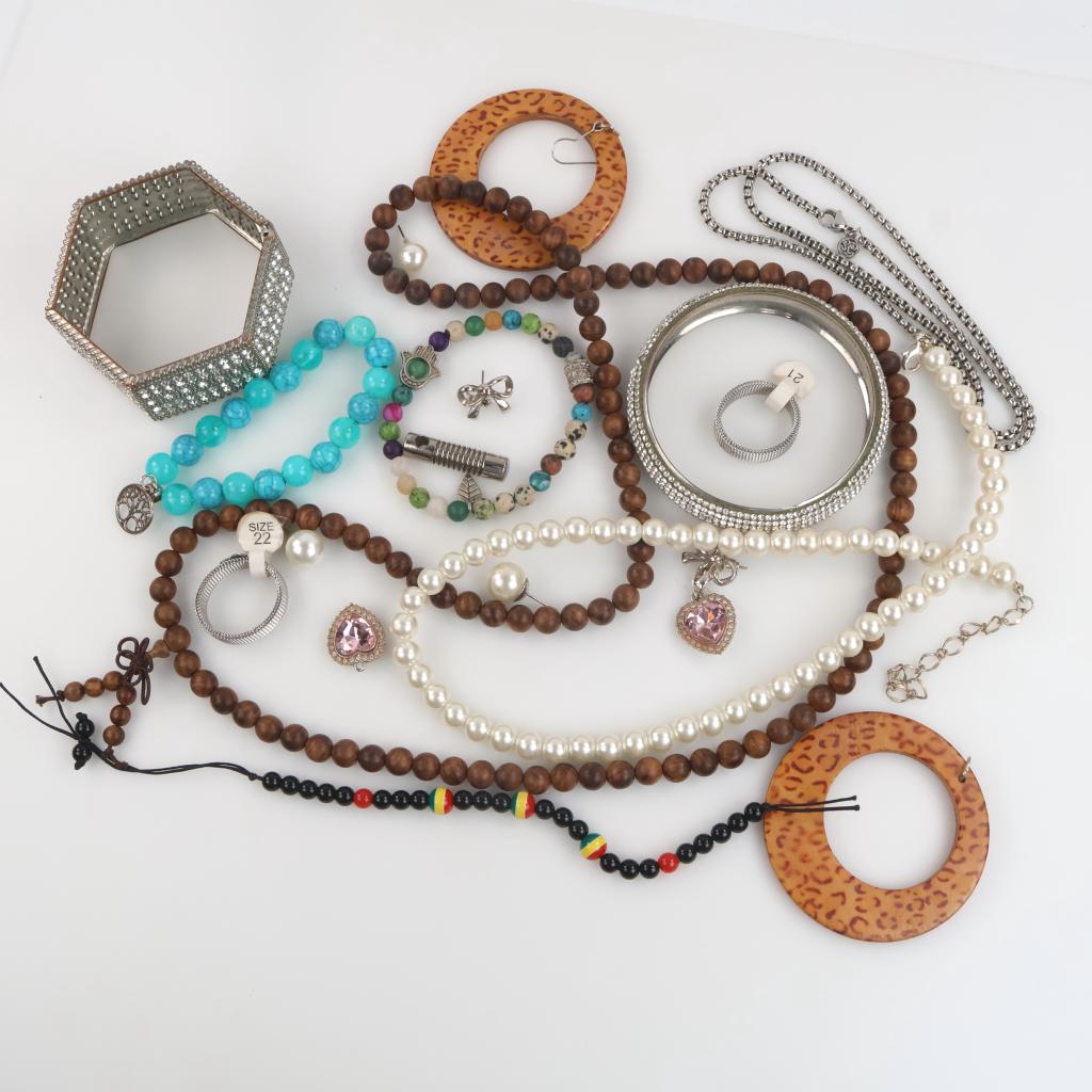 Mixed Jewelry, 9+ Pieces