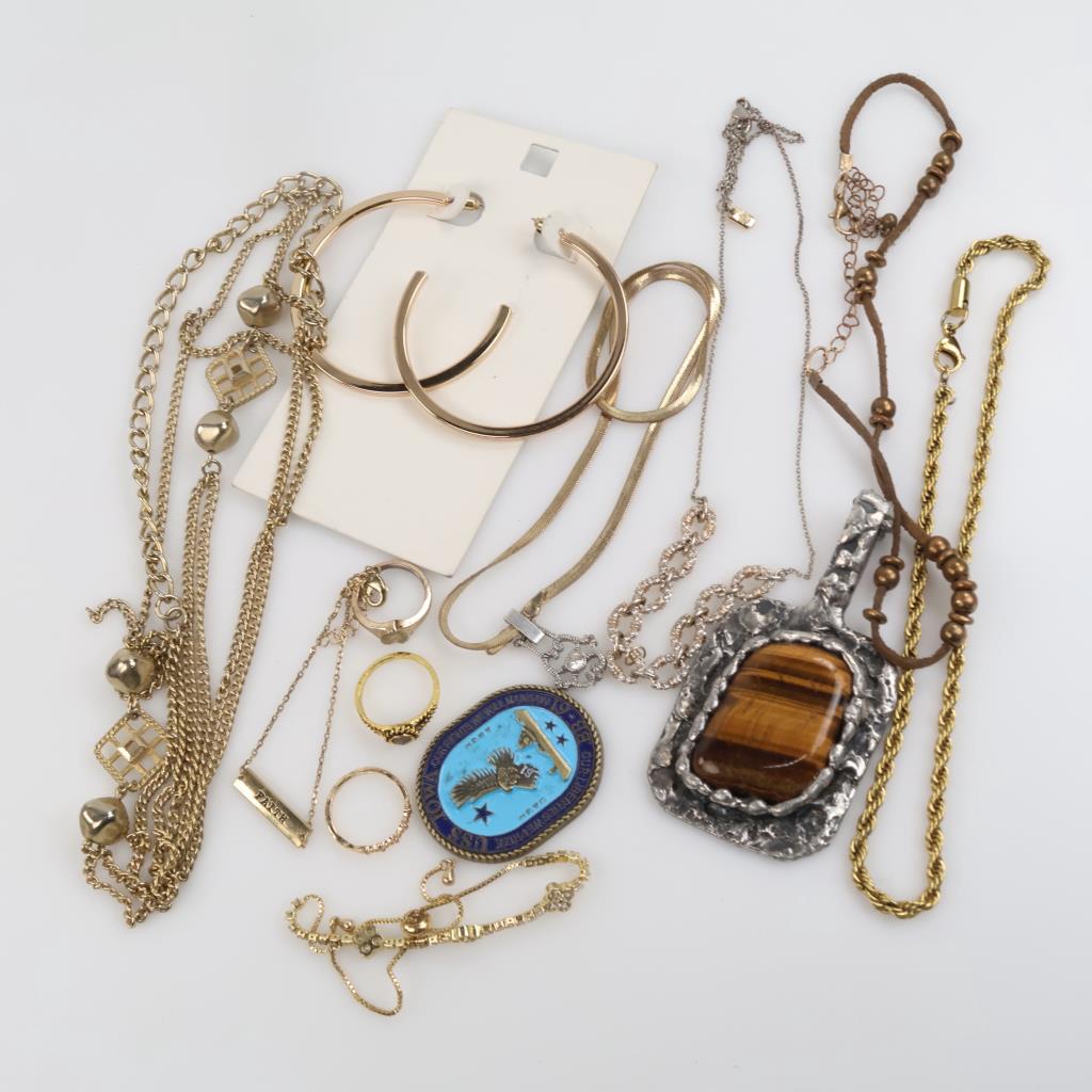 Mixed Jewelry With Token, 11+ Pieces