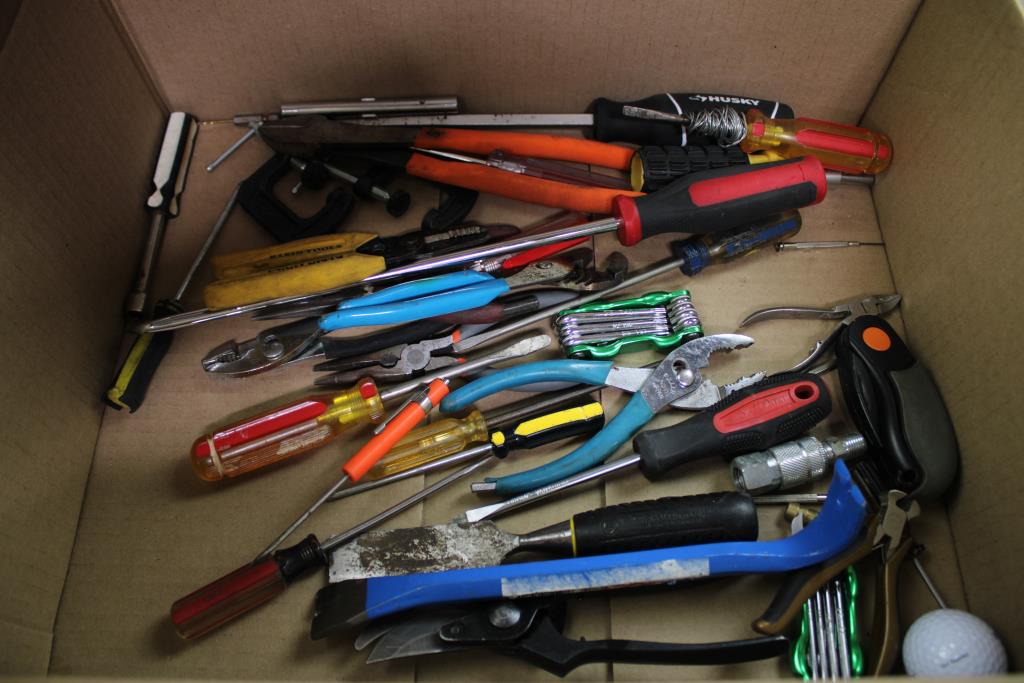 Mixed Tool Lot - Dasco Pro Molding Tool, Mallet, And More