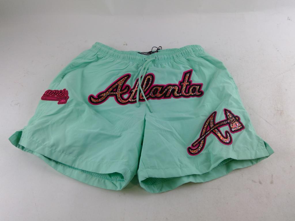 MLB Pro Shorts Size M