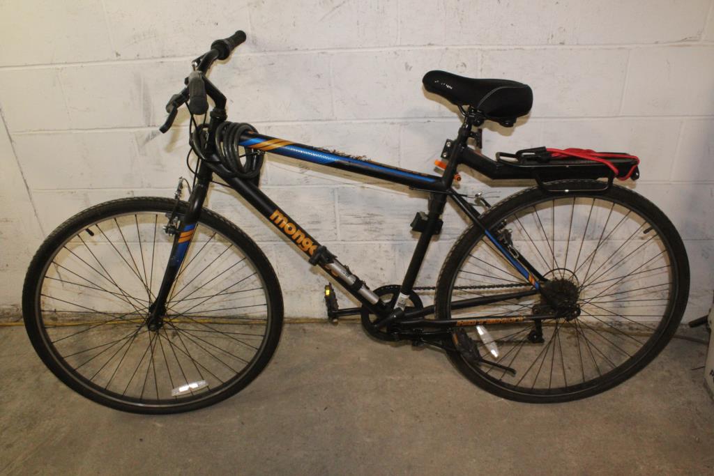 mongoose hotshot mountain bike