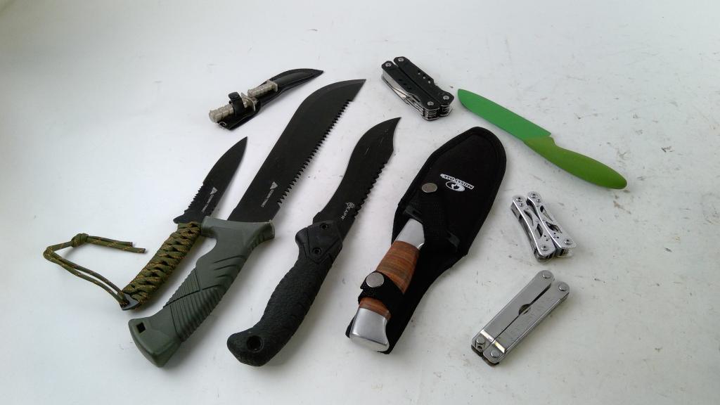 Mossy Oak Knife And More 5+ Pieces
