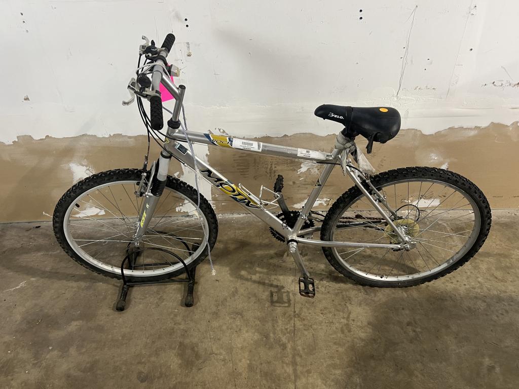 Motiv Mountain Bike