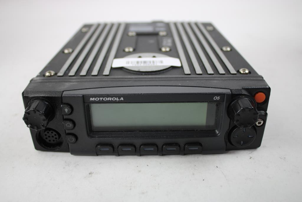 Motorola APX 6500 7/800 Mobile Radio