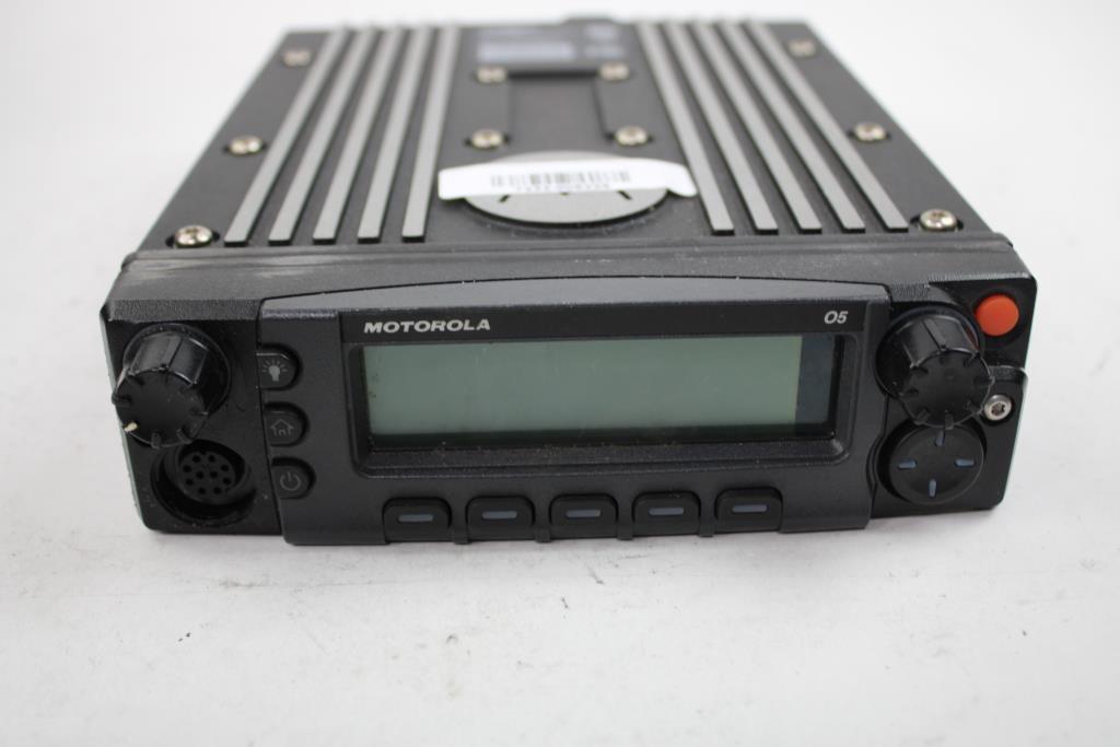 Motorola APX 6500 7/800 Mobile Radio