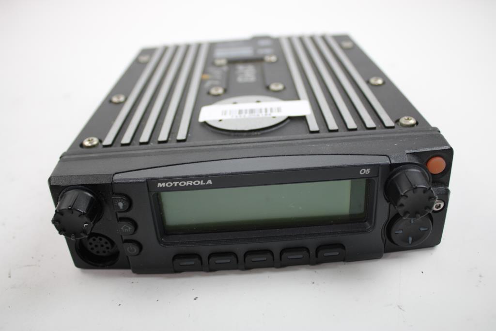 Motorola APX 6500 7/800 Mobile Radio