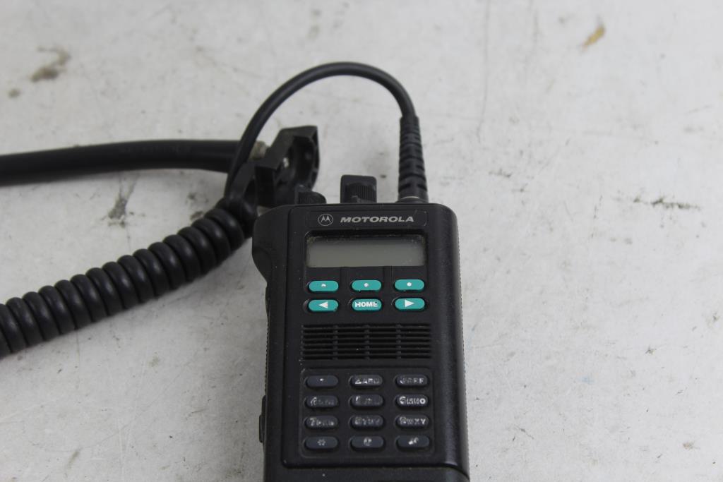 Motorola Astro H04uch9pw7an Talkie Fm Radio Property Room