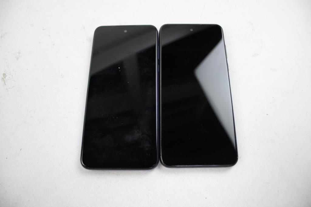 Motorola Cell Phone Lot, 2 Pieces, Sold For Parts