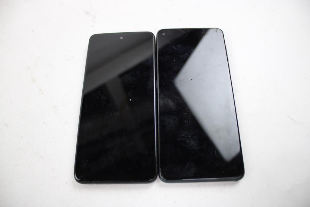 Motorola Cell Phone Lot, 2 Pieces, Sold For Parts