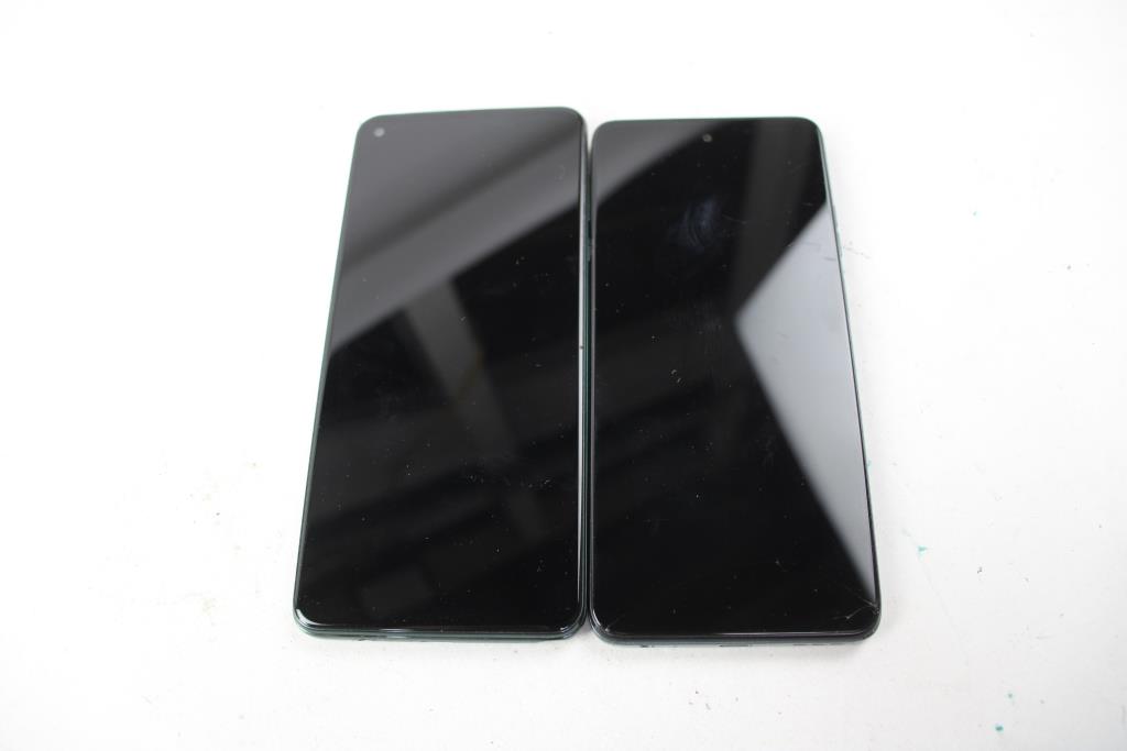 Motorola Cell Phone Lot, 2 Pieces, Sold For Parts