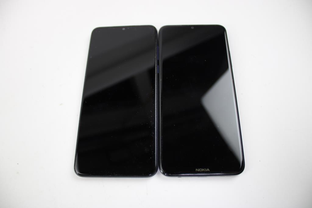 Motorola Cell Phone Lot, 2 Pieces, Sold For Parts