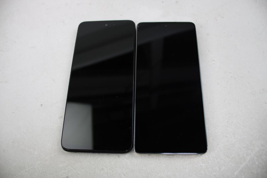 Motorola Cell Phone Lot, 2 Pieces, Sold For Parts
