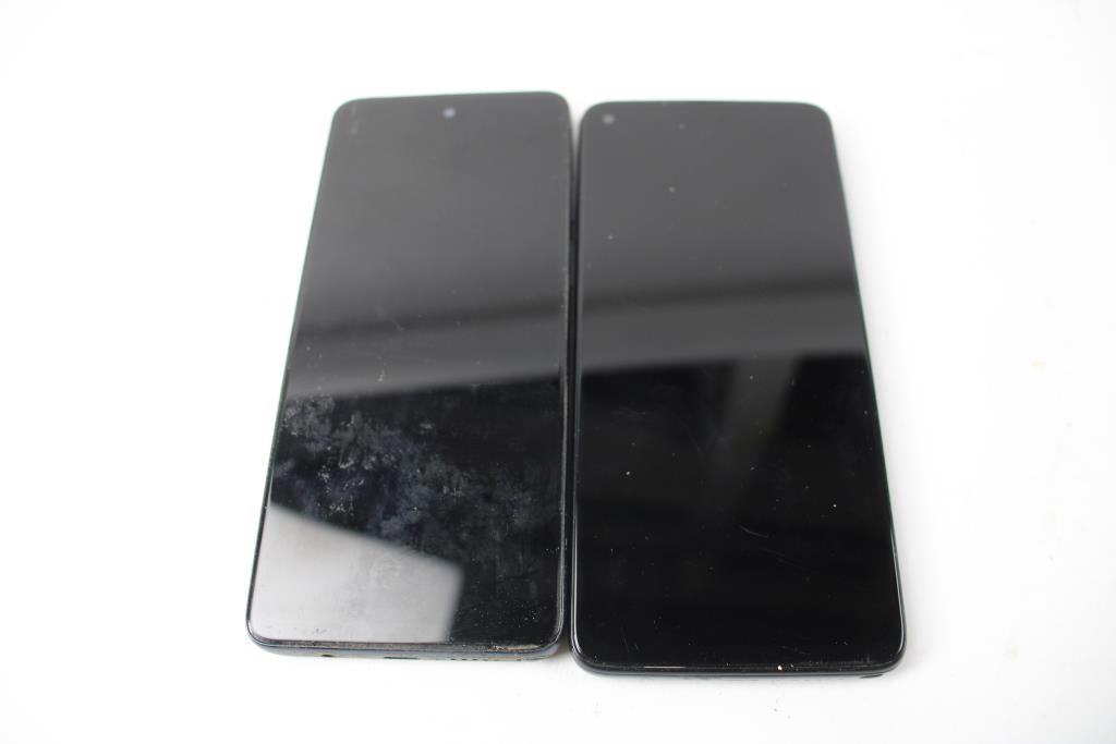 Motorola Cell Phone Lot, 2 Pieces, Sold For Parts