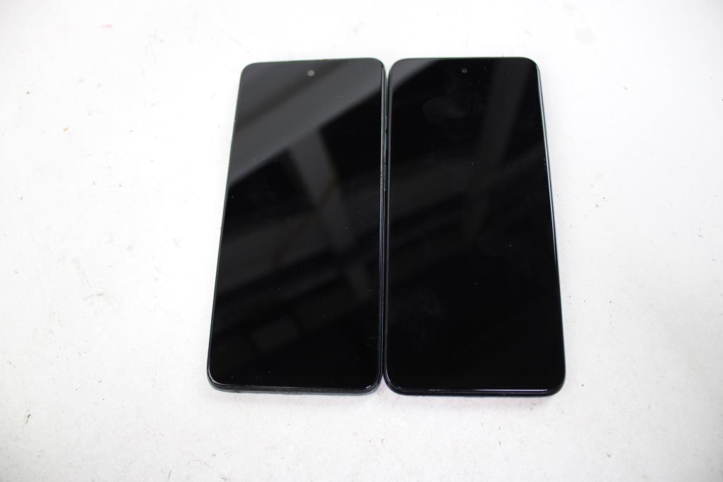 Motorola Cell Phone Lot, 2 Pieces, Sold For Parts