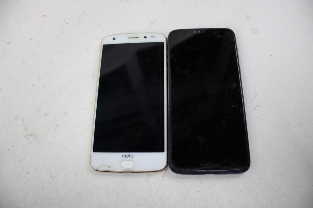 Motorola Cell Phone Lot, 2 Pieces, Sold For Parts