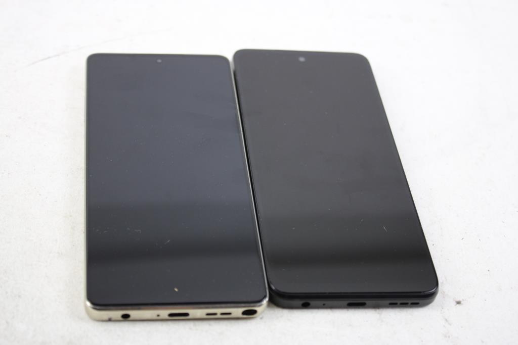 Motorola Cell Phone Lot, 2 Pieces, Sold For Parts