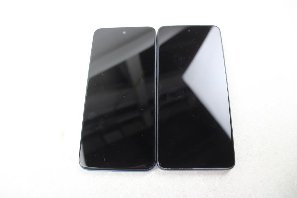 Motorola Cell Phone Lot, 2 Pieces, Sold For Parts