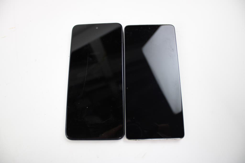 Motorola Cell Phone Lot, 2 Pieces, Sold For Parts