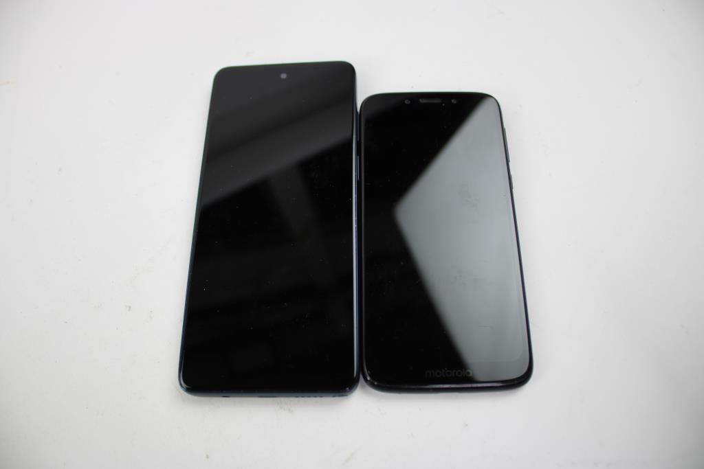 Motorola Cell Phone Lot, 2 Pieces, Sold For Parts