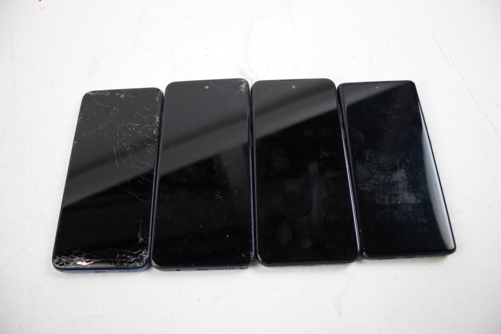 Motorola Cell Phone Lot, 4 Pieces, Sold For Parts