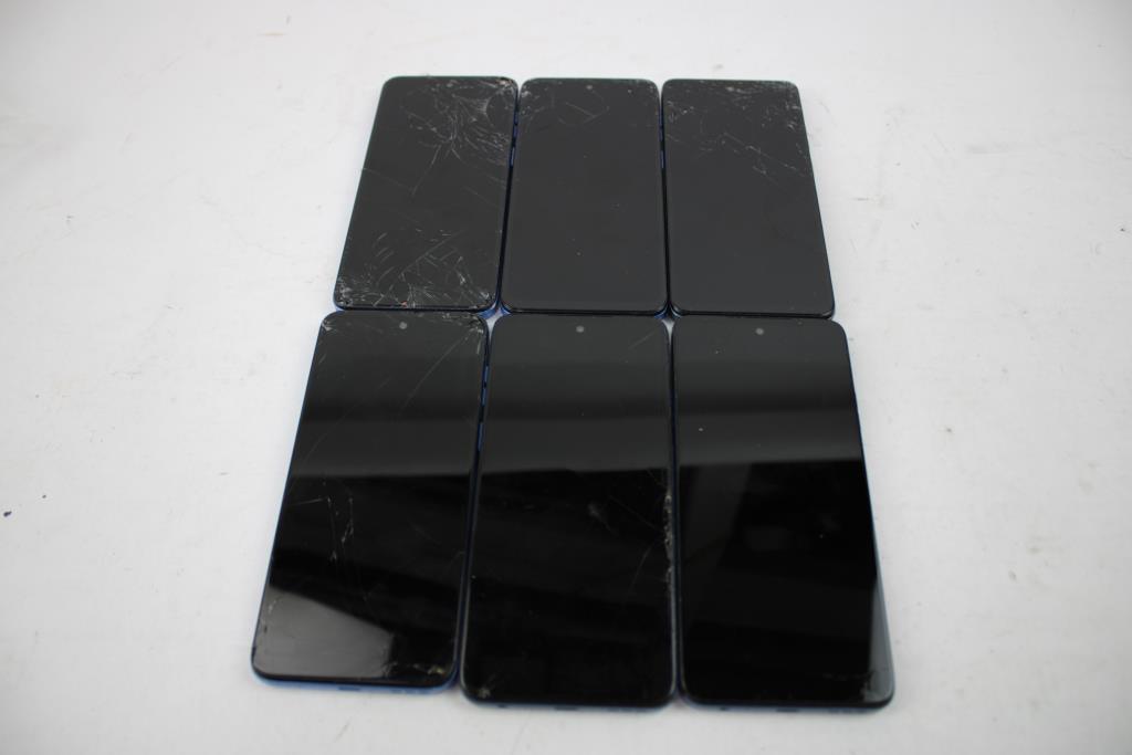 Motorola Cell Phone Lot, 6 Pieces, Sold For Parts