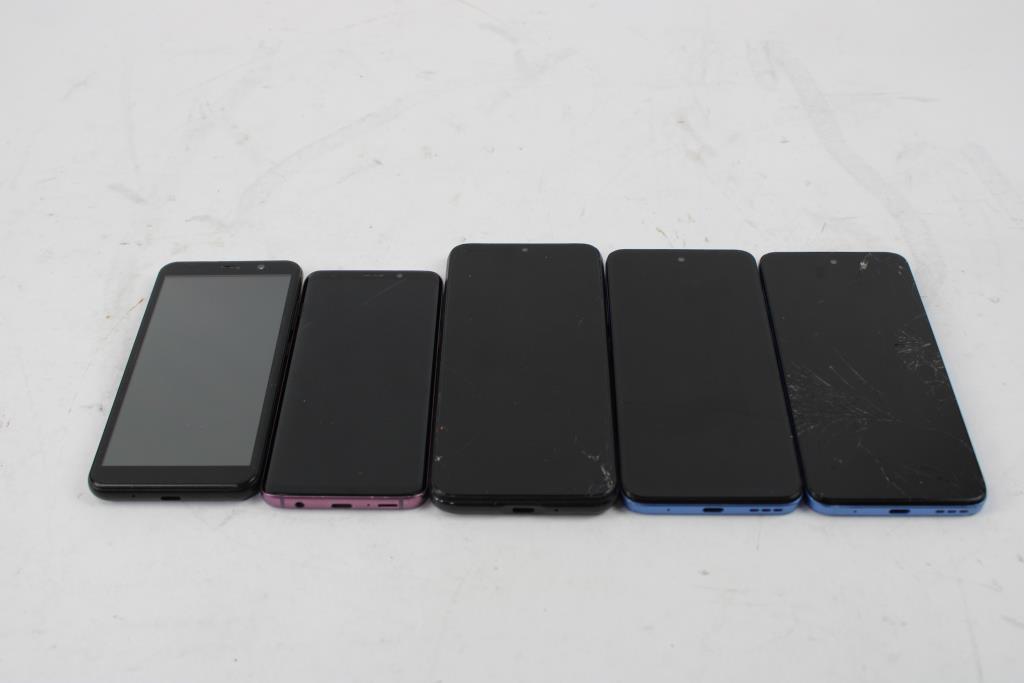 Motorola, Cloud, Samsung Cell Phone Lot, 5 Pieces, Sold For Parts