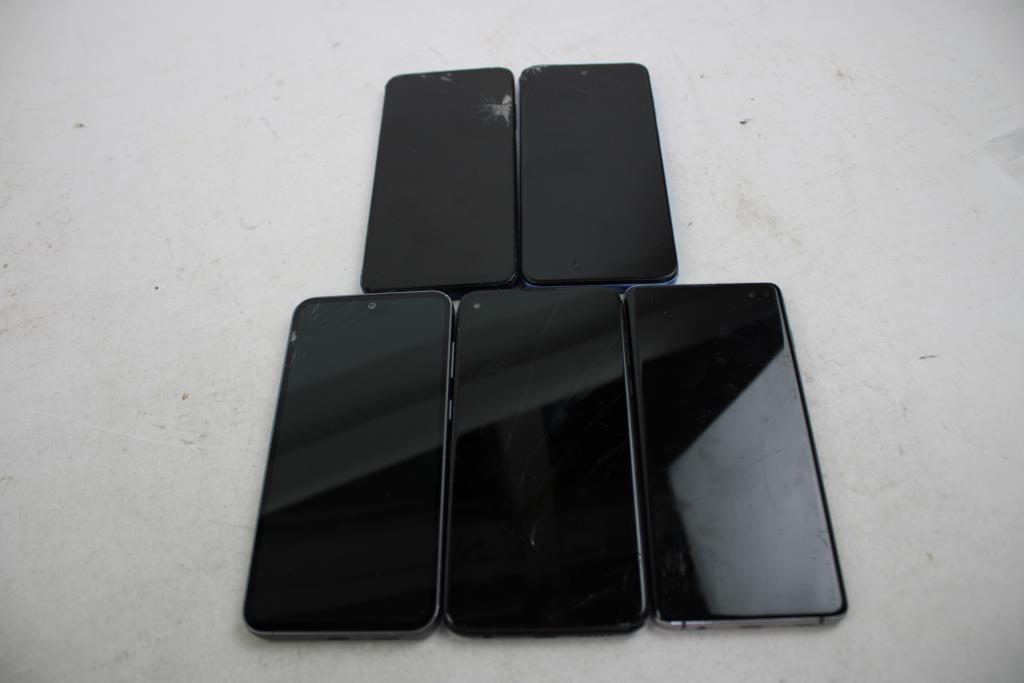 Motorola, Nokia, Samsung Cell Phone Lot, 5 Pieces, Sold For Parts