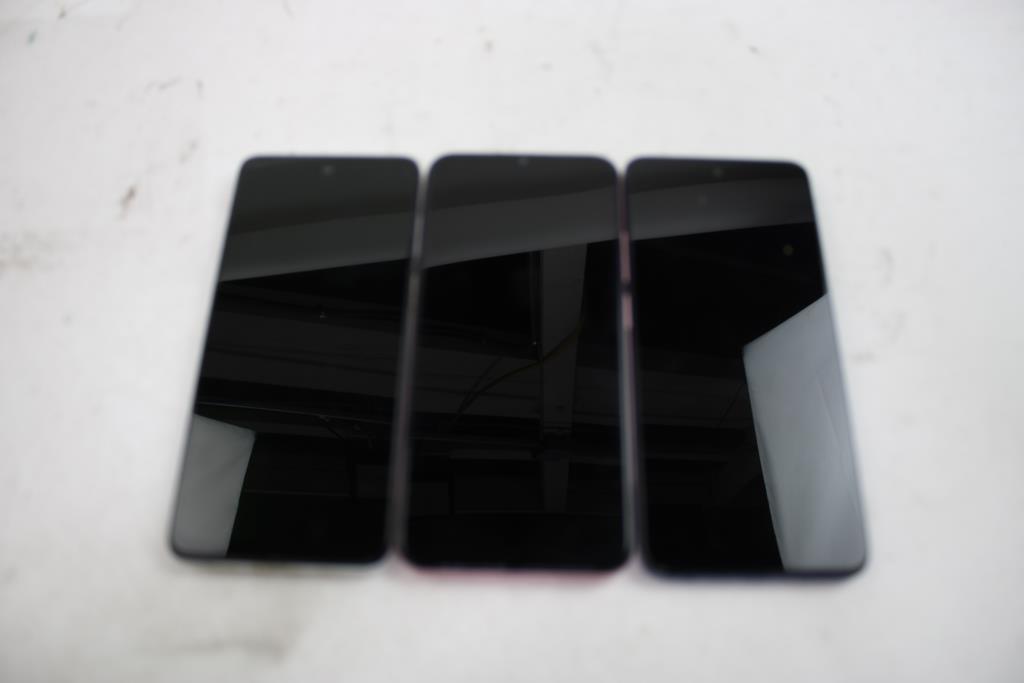 Motorola & PCD Cell Phone Lot, 3 Pieces, Sold For Parts