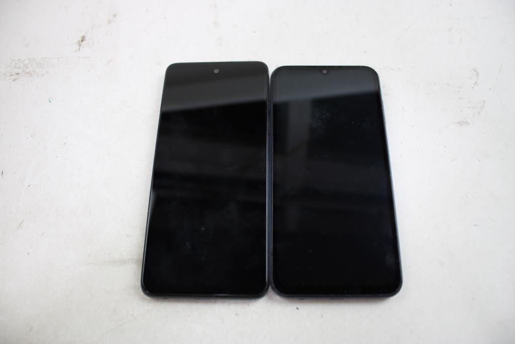 Motorola & Samsung Cell Phone Lot, 2 Pieces, Sold For Parts