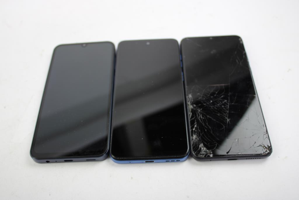 Motorola, Samsung Cell Phone Lot, 2 Pieces, Sold For Parts