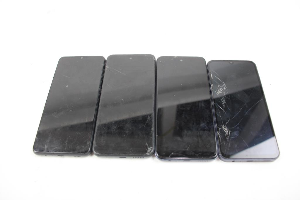 Motorola, Samsung Cell Phone Lot,  4 Pieces, Sold For Parts